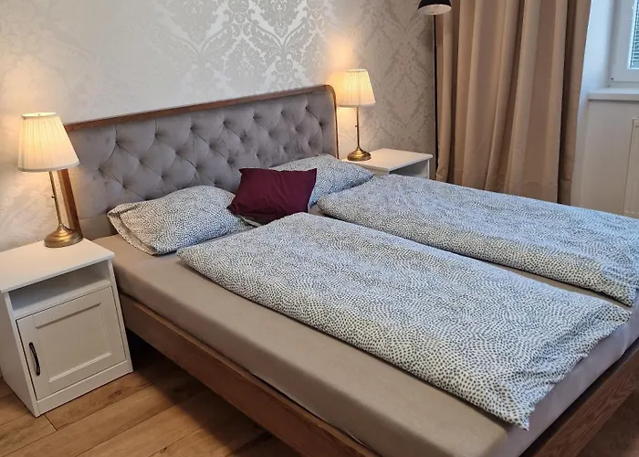 Old Town Apartment - 2 Bedrooms, Self Check-In