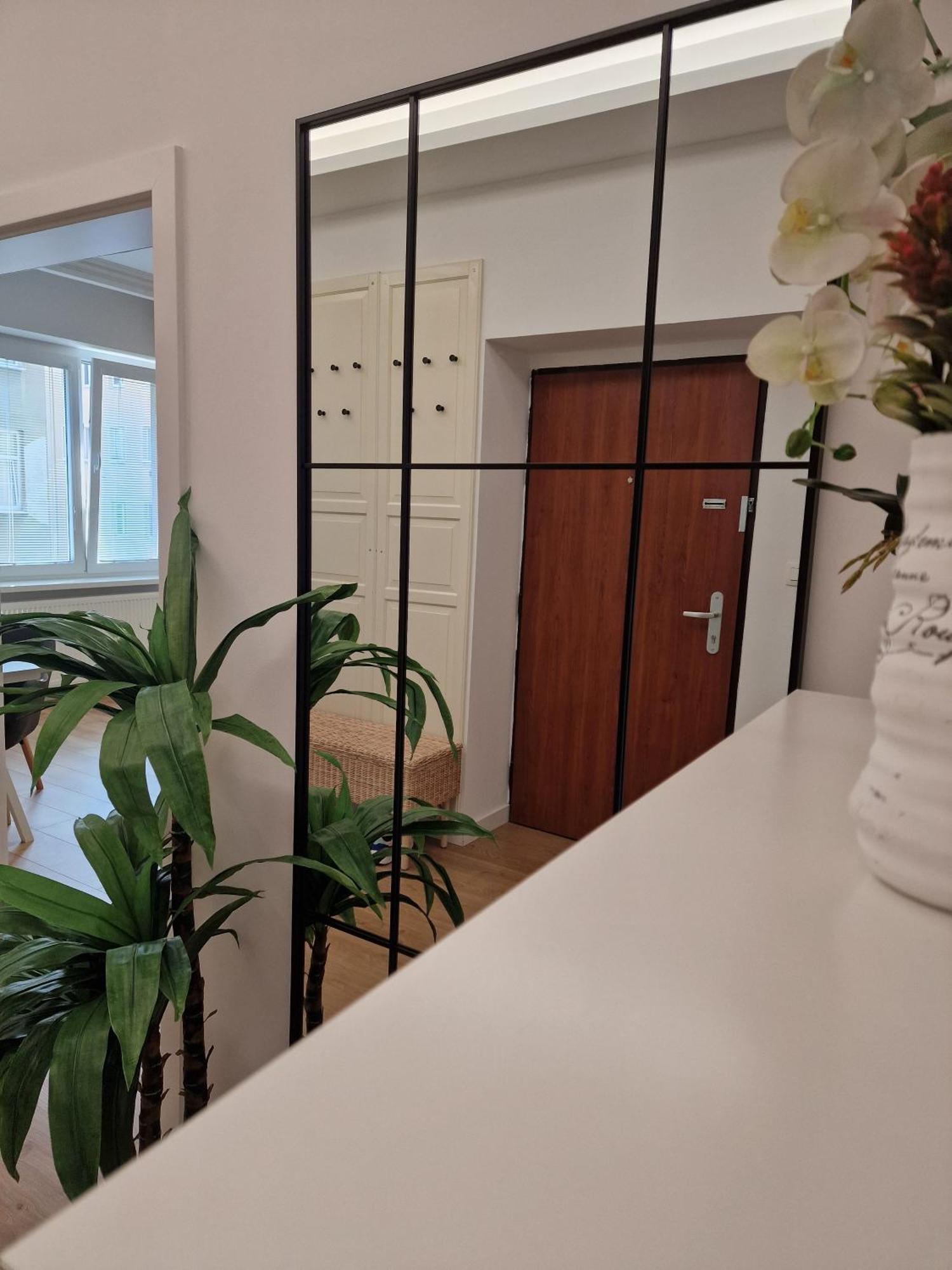 Old Town - 2 Bedrooms, Self Check-in *